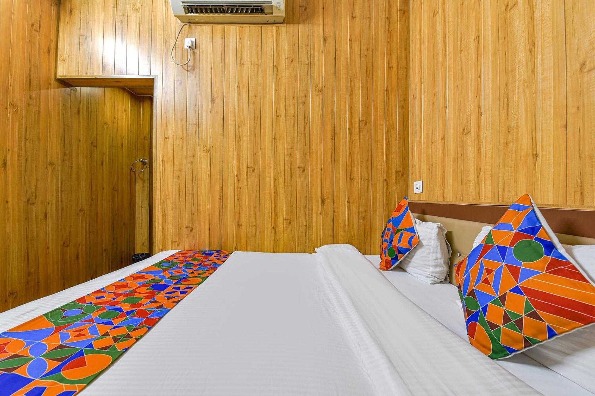 Hotel Vandana Palace โกตา ภายนอก รูปภาพ