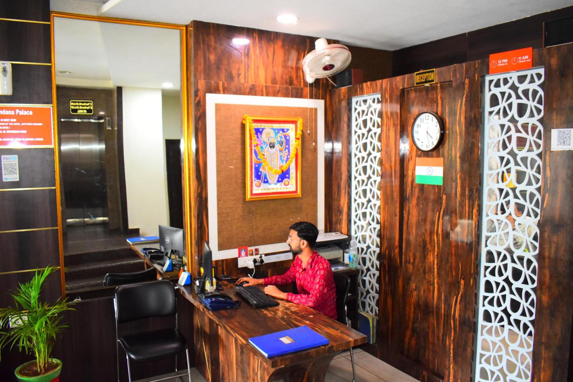 Hotel Vandana Palace โกตา ภายนอก รูปภาพ